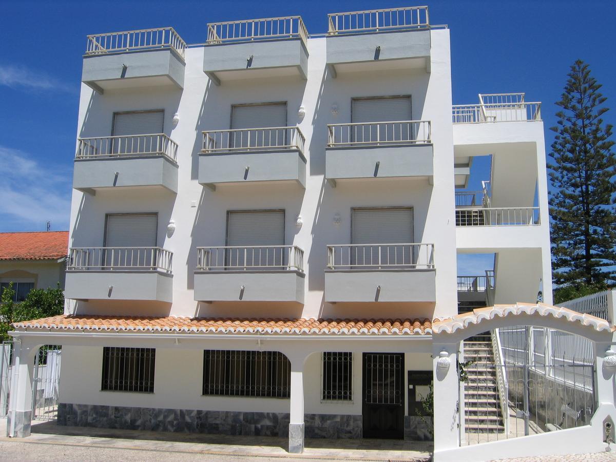 波尔蒂芒 Residencial Campo-Mar By Umbral酒店 外观 照片 A typical apartment building in the Algarve, Portugal